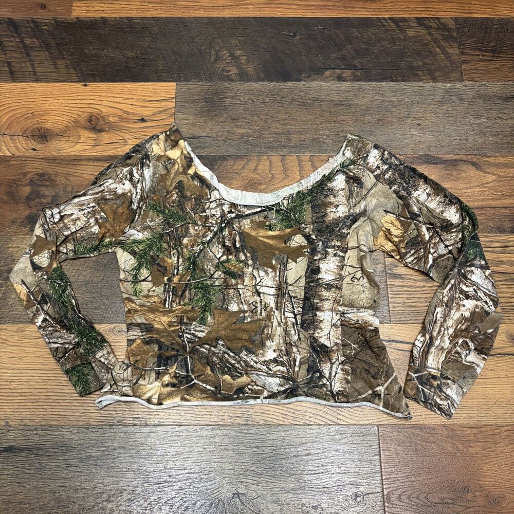 Cropped Off-Shoulder Camo Long Sleeve